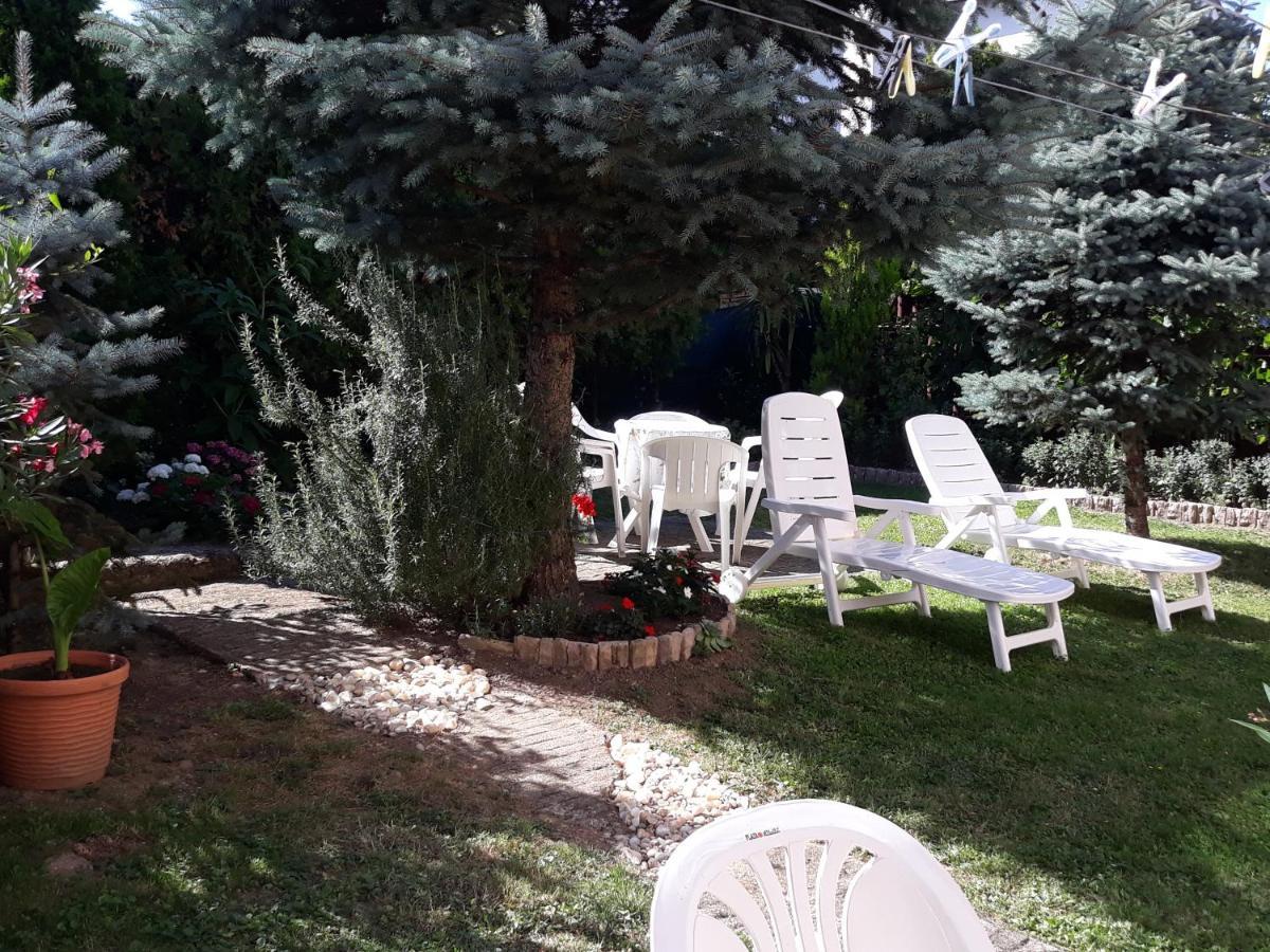 Lazar Apartmanok Heviz Luaran gambar
