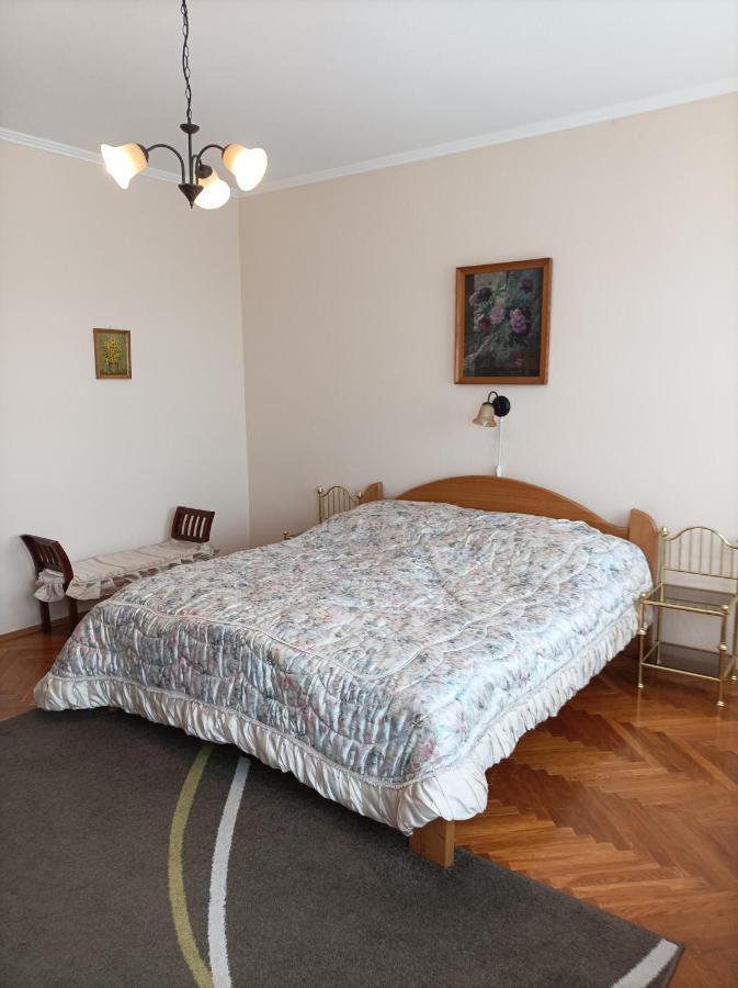 Lazar Apartmanok Heviz Luaran gambar