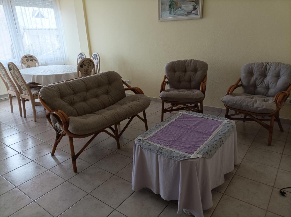 Lazar Apartmanok Heviz Luaran gambar