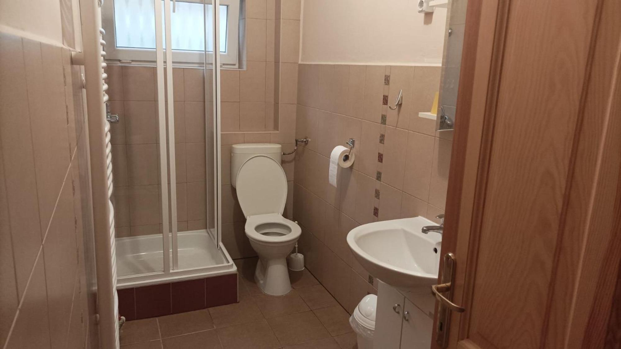 Lazar Apartmanok Heviz Luaran gambar