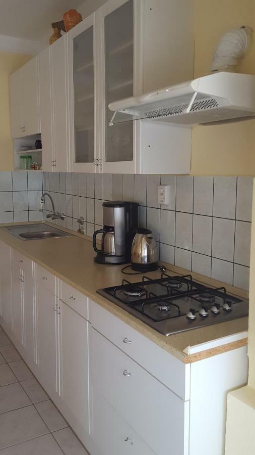 Lazar Apartmanok Heviz Luaran gambar