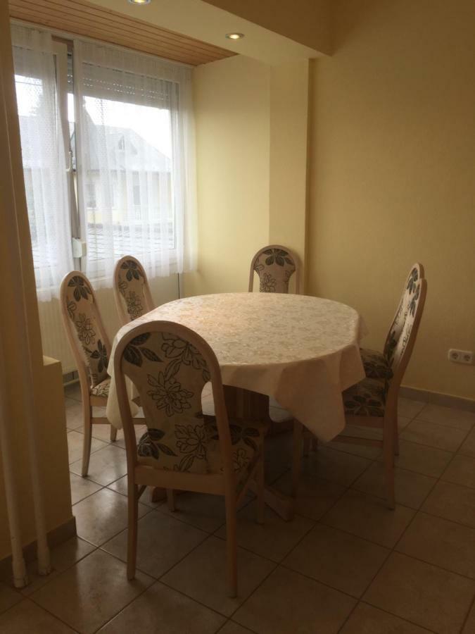 Lazar Apartmanok Heviz Luaran gambar